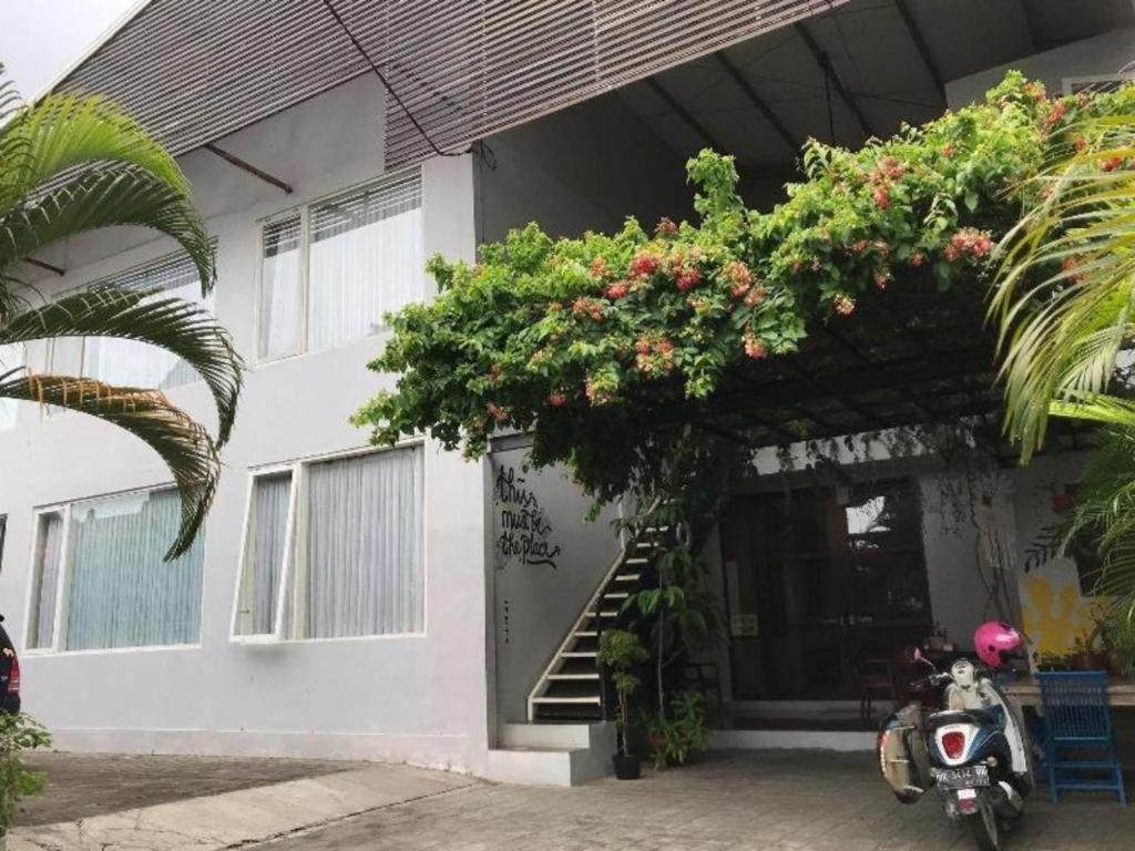 Matta Lodge Bali Jimbaran Eksteriør bilde